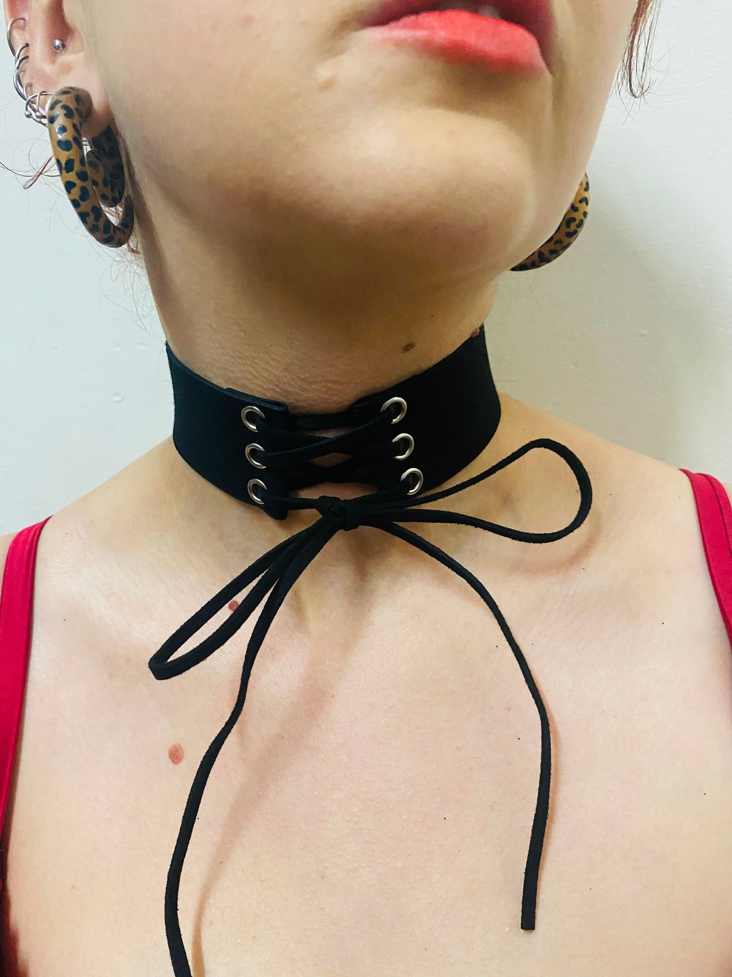 Lace Up Choker