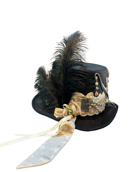 Lace And Rose Steampunk Top Hat (Y)