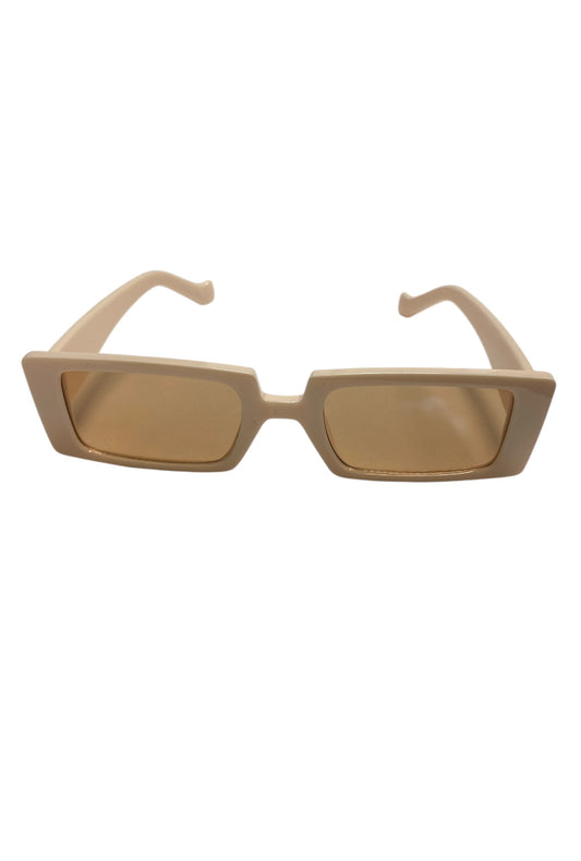 Cream retangular framed fashion sunglasses with beige tinted lenses