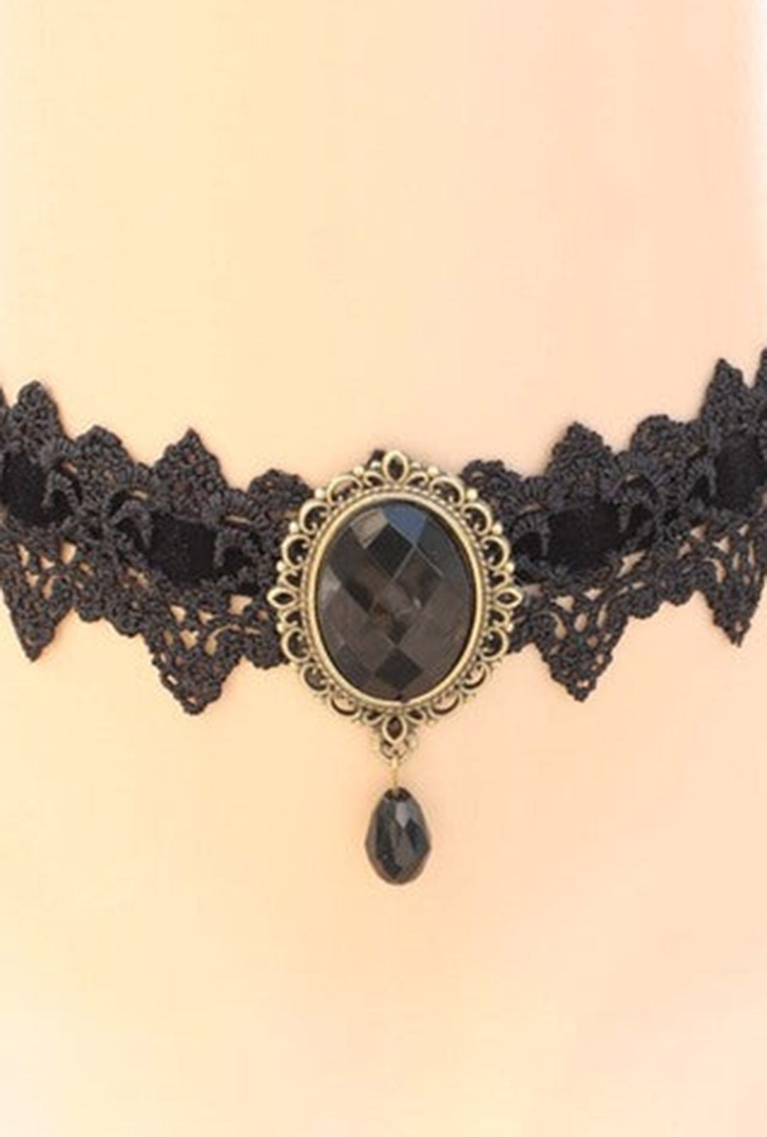 Vintage Lace Gemstone Necklace