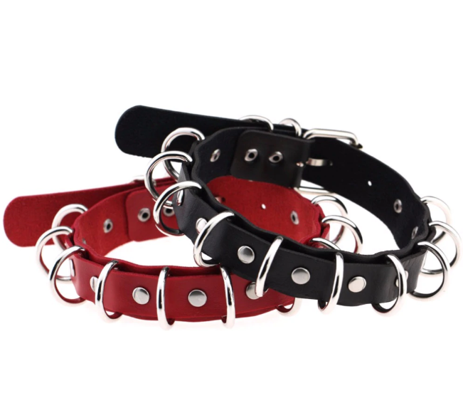 Red and Silver Ring Collar