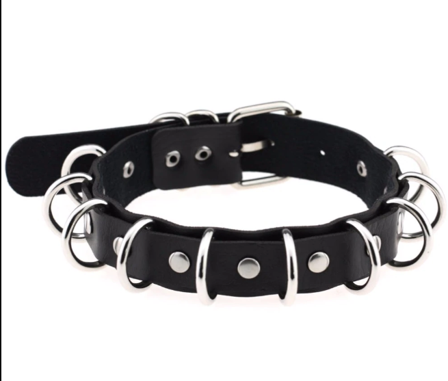Black and Silver Ring Collar