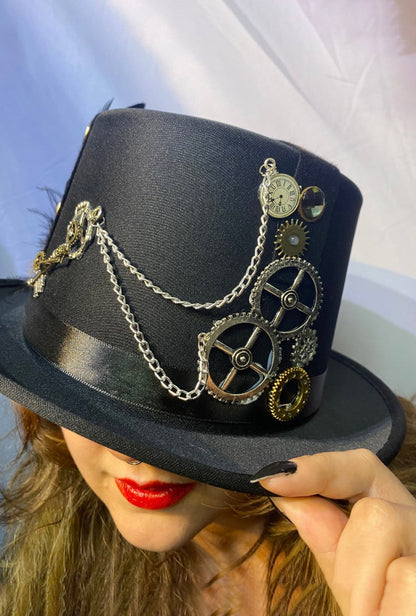 Strappy Cogs and Key Steampunk Top Hat (RR)