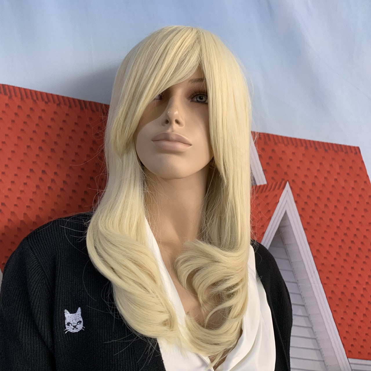 Deluxe Blonde Soft Wavy Wig